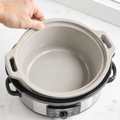Crock-Pot Programmable Slow Cooker: The Ultimate 8-Quart Kitchen Companion 4 Removable stoneare of Pot programmable slow cooker
