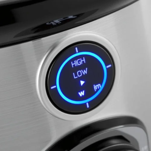 Crock-Pot Programmable Slow Cooker: The Ultimate 8-Quart Kitchen Companion 6 Programmable slow cooker faetures multiple heating setting